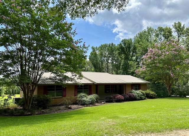 Property at 1250 Ponderosa Ln, Brookhaven, MS 39601, 3 beds, 2 baths
