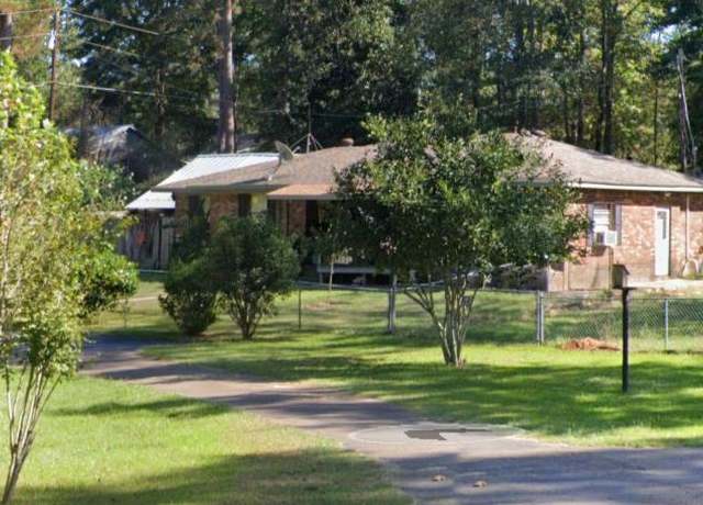 Property at 1022 Robert Ayers, Summit, MS 39666, 3 beds, 1.5 baths