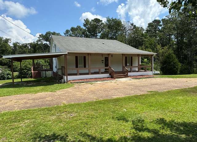 Property at 2113 Summit Holmesville, Mccomb, MS 39648, 3 beds, 2 baths