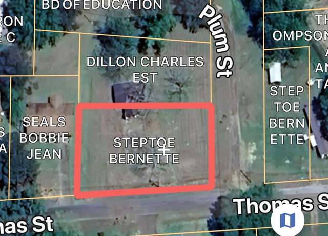Property at 1306 Thomas St, Summit, MS 39666