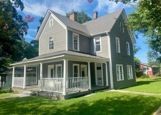 Property at 400 Burke Ave, Mccomb, MS 39648, 4 beds, 2 baths