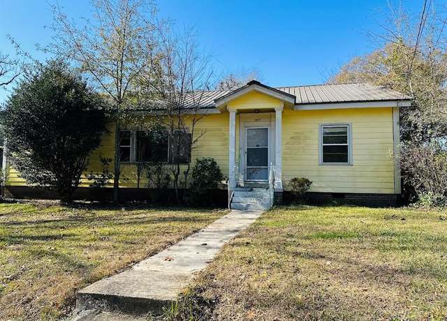Property at 509 North Jackson St, Brookhaven, MS 39601, 3 beds, 2 baths