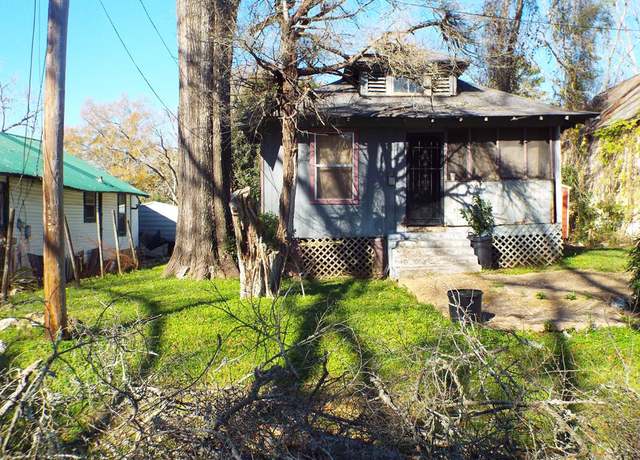 Property at 105 Desoto Ave, Mccomb, MS 39648, 2 beds, 1 bath