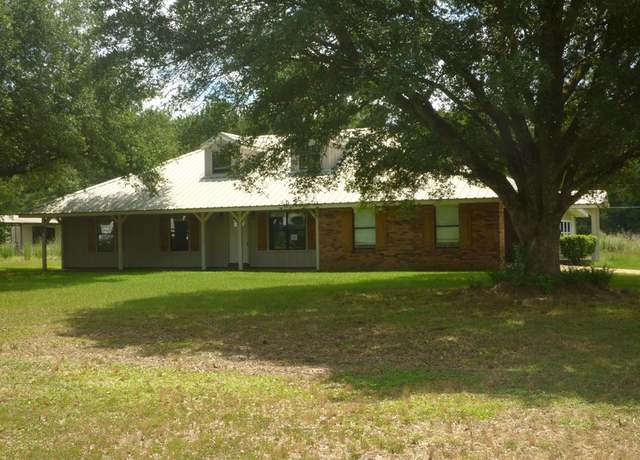 Property at 1002 Lawson Rd, Magnolia, MS 39652, 3 beds, 2 baths