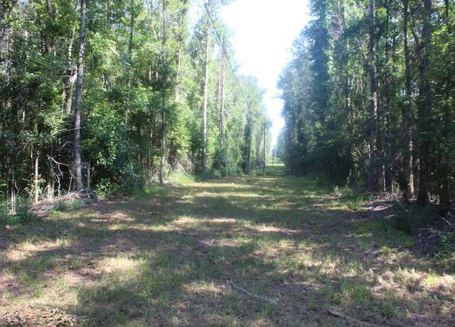 Property at 3960 East Lincoln Rd SE, Brookhaven, MS 39601