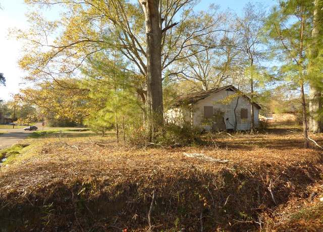 Property at 730 25th St, Mccomb, MS 39648