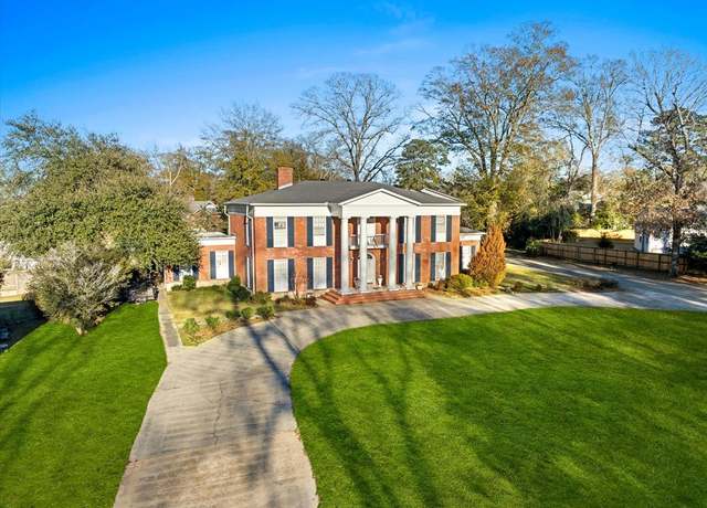 Property at 1004 Hickory Ave, Mccomb, MS 39648, 6 beds, 6.5 baths
