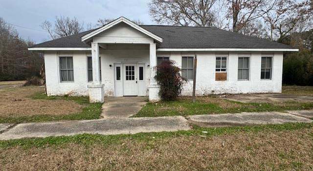 Photo of 217 E Howard St, Centreville, MS 39631