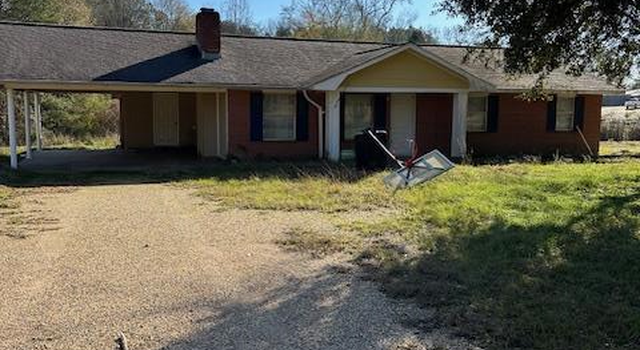 Photo of 4 Dogwood Dr, Silver Creek, MS 39663