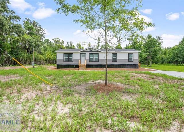 Property at 3050 Islands Hwy, Midway, GA 31320, 3 beds, 2 baths