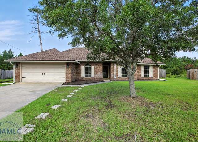 Property at 1117 Cornett Ct, Hinesville, GA 31313, 4 beds, 2 baths