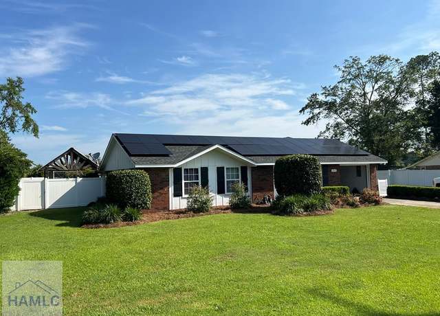 Property at 3520 Waycross Hwy, Jesup, GA 31545, 4 beds, 2.5 baths