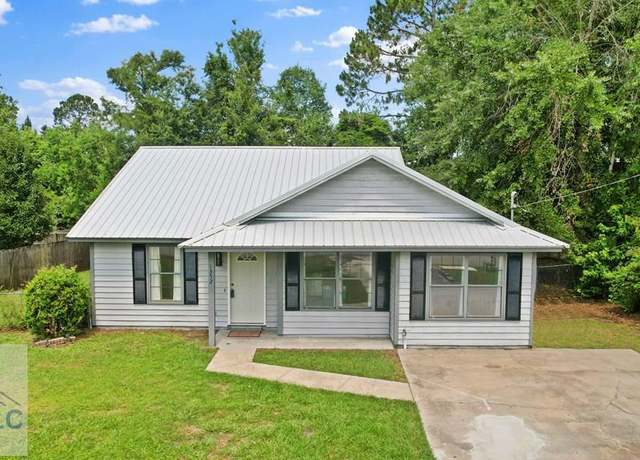 Property at 1352 Forest Lake Dr, Hinesville, GA 31313, 3 beds, 1 bath