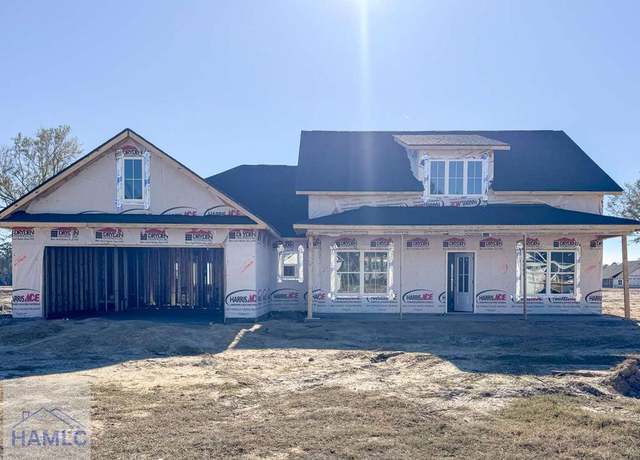 Property at 821 Stone Ct, Midway, GA 31320, 4 beds, 2.5 baths