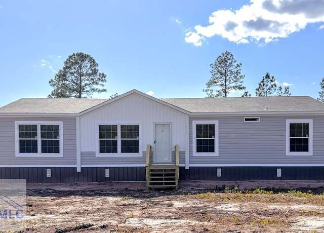 Property at 235 Gibson Cir, Hortense, GA 31543, 3 beds, 2 baths