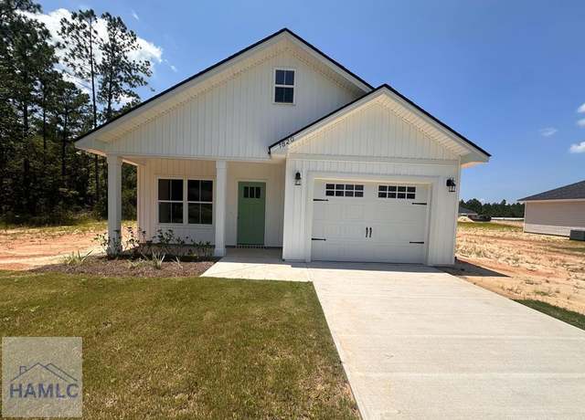 Property at 1820 Palm St, Jesup, GA 31546, 3 beds, 2 baths