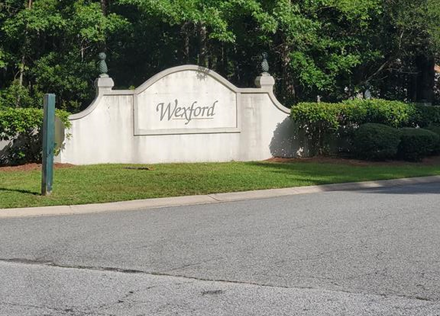 Property at 330 Wexford Dr, Hinesville, GA 31313