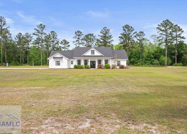 Property at 3098 Old Macon Darien Rd SE, Ludowici, GA 31316, 4 beds, 2.5 baths