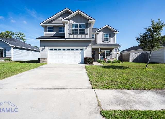 Property at 114 Brasher Dr, Hinesville, GA 31313, 4 beds, 2.5 baths