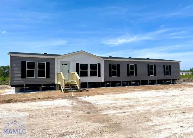Property at 5 County Line Rd, Hinesville, GA 31313, 4 beds, 3 baths