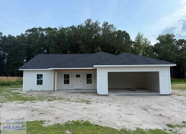 Property at 130 Kalynne Way NE, Hinesville, GA 31313, 3 beds, 2.5 baths