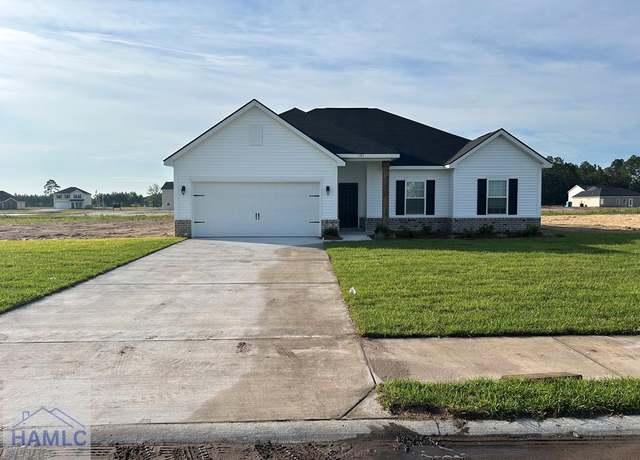Property at 101 Fawn Ct, Allenhurst, GA 31301, 4 beds, 2 baths