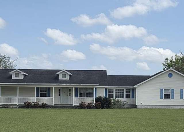 Property at 2520 Bethesda Rd, Jesup, GA 31545, 3 beds, 2.5 baths