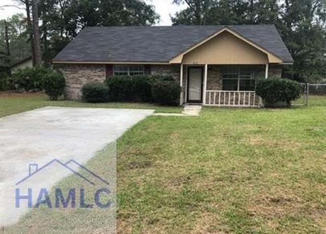 Property at 812 Hidden Hollow Cir, Hinesville, GA 31313, 3 beds, 2 baths