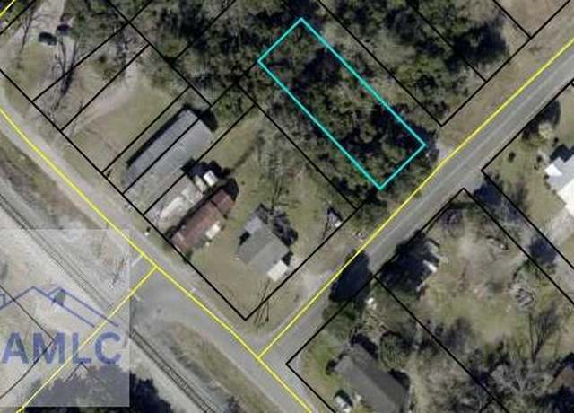 Property at 436-441 Brunswick St, Jesup, GA 31546