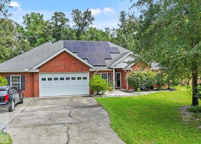 Property at 265 Miller St, Hinesville, GA 31313, 4 beds, 3.5 baths