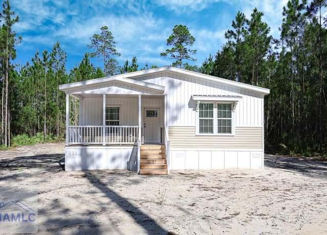 Property at 6984 Waycross Hwy, Jesup, GA 31545, 3 beds, 2 baths