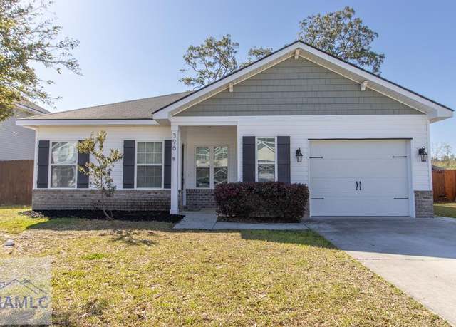 Property at 396 Alcott Cir, Hinesville, GA 31313, 3 beds, 2 baths