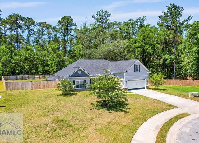 Property at 38 Sidney Ct, Hinesville, GA 31313, 4 beds, 2.5 baths