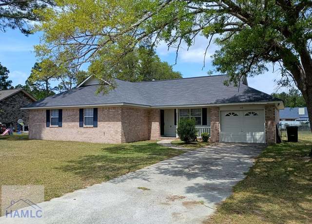 Property at 106 Stephanie Dr, Hinesville, GA 30301, 3 beds, 2 baths