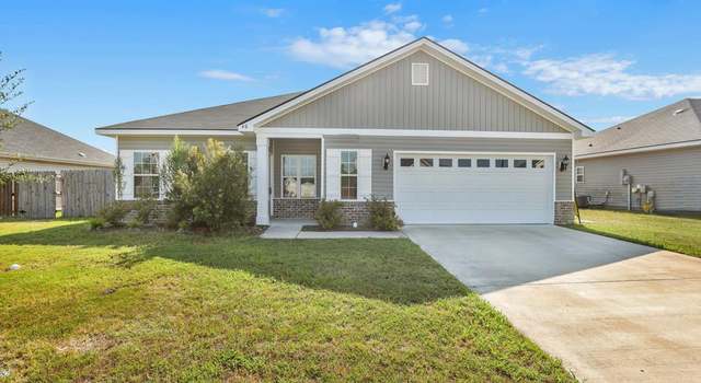 Photo of 40 Wythe St, Hinesville, GA 31313