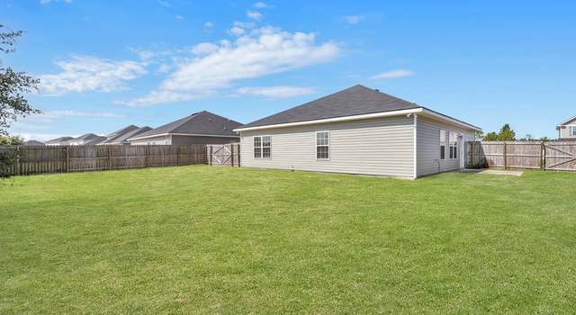Photo of 40 Wythe St, Hinesville, GA 31313