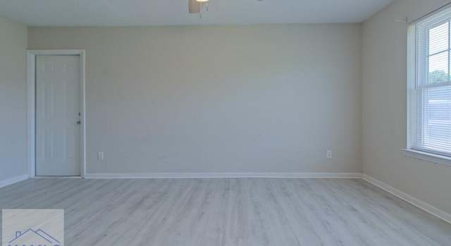 Photo of 952 Grove Point Dr, Hinesville, GA 31316