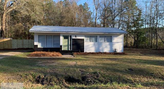 Photo of 907 Macon St, Jesup, GA 31545