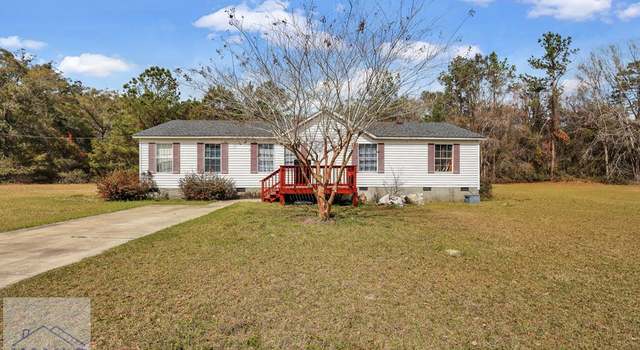 Photo of 370 Shell Cracker Dr, Jesup, GA 31545