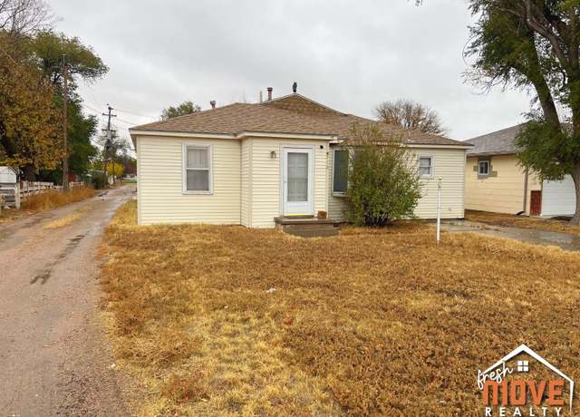 Property at 518 W 11th St, Hugoton, KS 67951, 5 beds, 2 baths