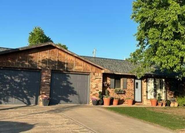 Property at 1639 Nelson Ave, Liberal, KS 67901, 2 beds, 1 bath