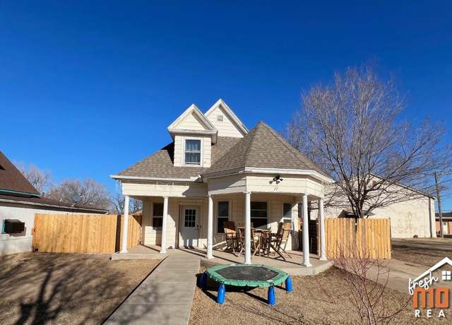 Property at 27 S Prospect Ave, Liberal, KS 67901, 4 beds, 2 baths