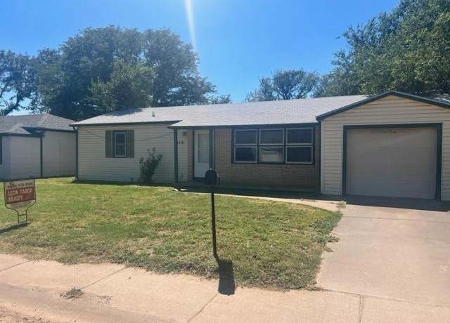 Property at 916 N Roosevelt Ave, Liberal, KS 67901, 3 beds, 1 bath