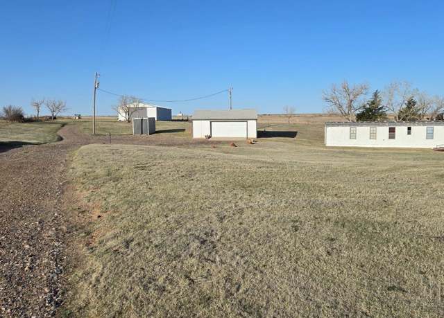Property at 10366 Arkalon Park Rd, Liberal, KS 67901, 2 beds, 1.5 baths