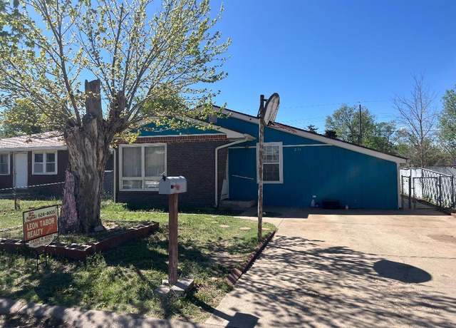 Property at 238 W Hickory St, Liberal, KS 67901, 3 beds, 2 baths