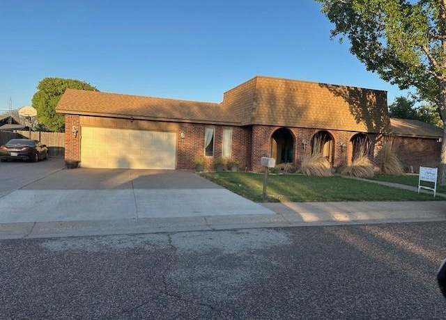 Property at 1241 S Pershing Ave, Liberal, KS 67901, 4 beds, 2 baths