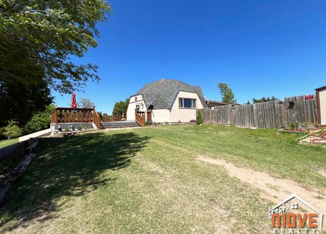 Property at 660 S Randy Ln, Garden City, KS 67846, 4 beds, 2 baths