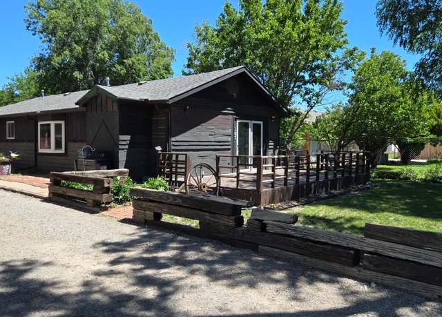 Property at 107 W Curtis St, Liberal, KS 67901, 2 beds, 1 bath
