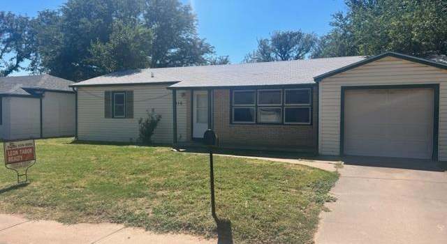 Photo of 916 N Roosevelt Ave, Liberal, KS 67901