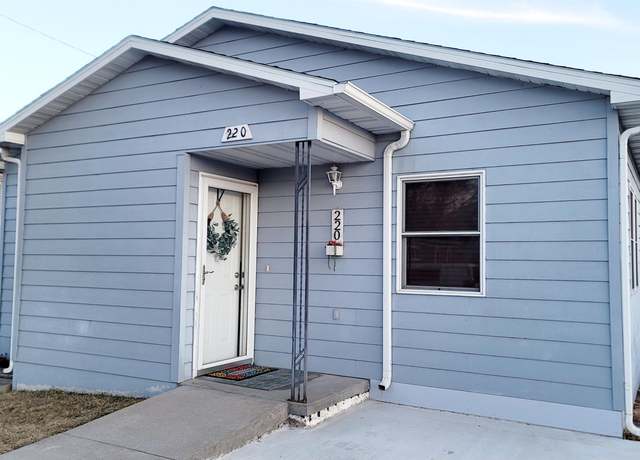 Property at 220 W William Ave, North Platte, NE 69101, 3 beds, 1 bath